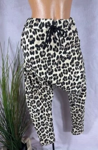NEU Italy Jogpants Jogger Sweat HOSE Tiefer Schritt LEO MUSTER 36 38 40 - Bild 1 von 6