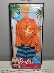 2009 Mattel Ken Puppe Strand Mode Adler Badehose Kleidung Set #R4267 NEU  - Bild 1 von 5