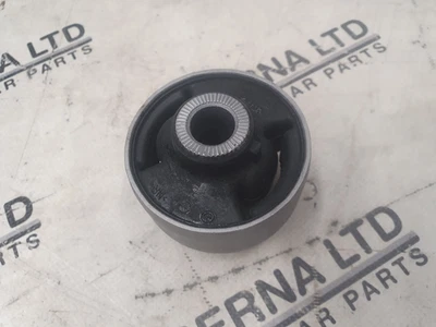 GENUINE MG MG4 EV 2022-2024 FRONT RIGHT SIDE CONTROL ARM WISHBONE BUSH 10892988 - Image 1 of 4