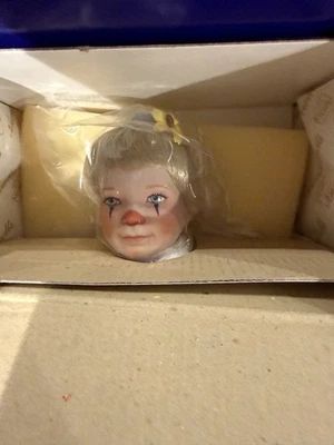 Tommy el Payaso Ashton-Drake Galerías / Knowles 1990 NUEVO en caja Foto 1 de 4