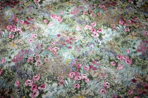 BEAUTIFUL MEADOWS OF FLOWERS AND LEAVES - 100% COTTON FABRIC - Picture 1 of 6