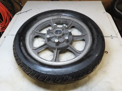 Kawasaki KZ1000 MKII KZT00A 1979 neumático trasero y llanta 130/90-17 Foto 1 de 4