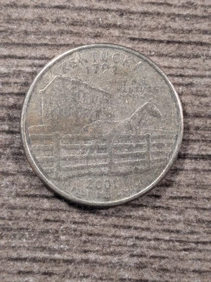 2001-P Kentucky State Quarter Multiple Errors - Image 1 of 4