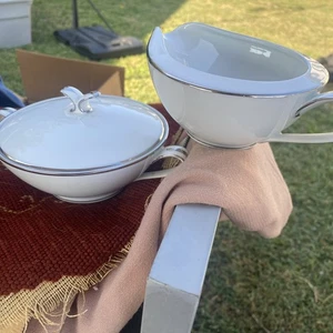 Noritake 5932 Colony - Sugar W/lid And Creamer, white with platinum trim - Picture 1 of 6