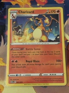 Pokémon Charizard Card - 001/015 NM - Picture 1 of 4