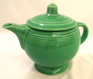 Vintage Fiesta Homer Laughlin Older HLC Teapot & Lid Light Green Medium USA - Picture 1 of 17