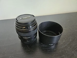 Canon EF 85mm F/1.8 Ultrasonic Camera Lens W/ Hood Both Caps Clean! - Picture 1 of 12