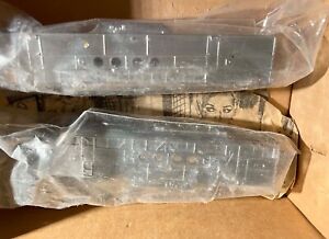 HO Gauge Cary Cast Locomotive Bodies: FT-A and FT-B in box