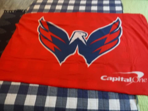 NHL Hockey League Washington Capitals 60 Inch x 38 Inch Fleece Blanket / Throw Cover