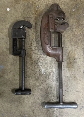 Vintage Ridgid No 3 Cuts 1" to 3" Heavy Duty Pipe Cutter W/ Wheel Pipe Cutter - Image 1 of 4