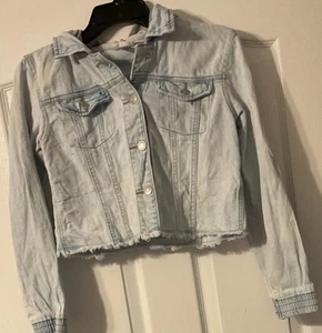Cat & Jack Girl's Size L (10/12) Lightwash Blue Hooded Jean Jacket VG Condition - Picture 1 of 4