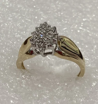 Vintage (M) 10k Solid Yellow & White Gold Diamond Cluster SIZE 7 Band Ring 2.73g - Image 1 of 4