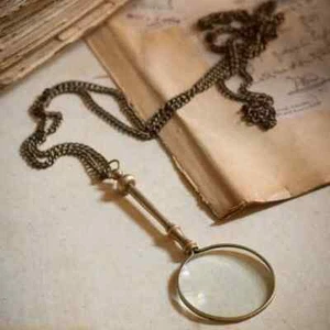 Vintage Style Brass Magnifying Glass Necklace - Picture 1 of 2