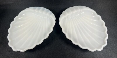 Vintage Set 2 Milk Glass Shell Scallop Soap Dish Ashtray Trinket Jewelry Holder - Image 1 of 4