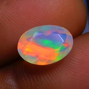 Sparkling AAA Faceted Ethiopian Opal Loose Gemstone Size 10.5x7.3x5mm 1.6cts - Picture 1 of 4