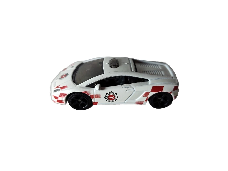 White Hot Wheels Lamborghini Gallardo LP-560-4 Polizia Airport Support Vehicle - Image 1 of 4