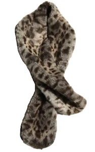 NWT LUXURIOUS FAUX FUR SCARF SNOW LEOPARD FLEECE LINED - 6” X 46” - Picture 1 of 7