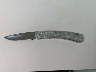 Buck 513 USA Classic III Engraved Aluminum Lockback Pocket Knife - Image 1 of 4