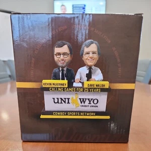 Universidad de Wyoming Vaqueros Deportes WALSH & McKINNEY Bobblehead RARO NUEVO - Imagen 1 de 13
