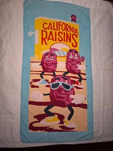 Vintage 1987 California Raisins Cotton Beach Towel Applause Calrab - Picture 1 of 12