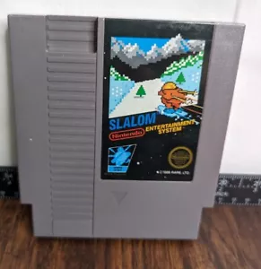Slalom Nintendo Entertainment System 1986 NES 5 Schrauben Rückseite gebrauchtes Videospiel - Bild 1 von 2