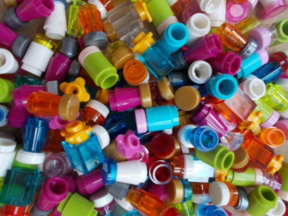 20 BOTELLAS LEGO PERFUME LOCIÓN CREMA BEBIDA DISNEY PRINCESA CASA CIUDAD AMIGOS Foto 1 de 1