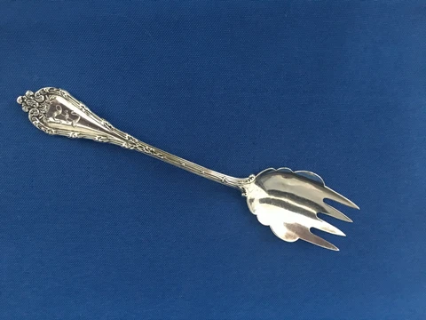 Shreve & Co Sterling Silver 5 1/4" Serving Spork Fork Utensil Monogrammed “F” Cover