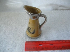 VINTAGE WADE ENGLAND LUSTERWARE SOUVENIR PITCHER, TRAFALGAR SQUARE 1950's - Picture 1 of 3