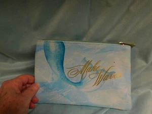 COSMETIC MAKE UP BAG VINYL AQUA TEAL BLUE "MAKE WAVES" WHALE 8 1/4 X 5 3/4 "NEW - Picture 1 of 2