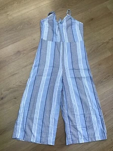 GIRLS BLUE WHITE STRAPPY STRIPED CULOTTE JUMPSUIT 9 YRS NEW LOOK EX CON - Picture 1 of 2