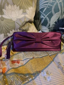 DEBUT CLUTCH BNWT - Picture 1 of 10