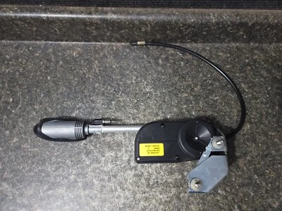 99-03 Lexus RX300 Electric Power Radio Antenna Motor Mast 86300-0W010 OEM Foto 1 de 4