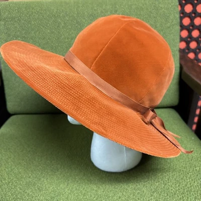 De Colección Alto Naranja Para Mujer Derby Imitación Terciopelo Cinta Ahora Fiesta Elegante Sombrero Sol Foto 1 de 4