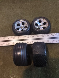 Lot/Set 4x 4" Dia x 2" + Wide 4x4 Sand/Mud Jumbo R/C Car/Truck Tires & Rims - Picture 1 of 5