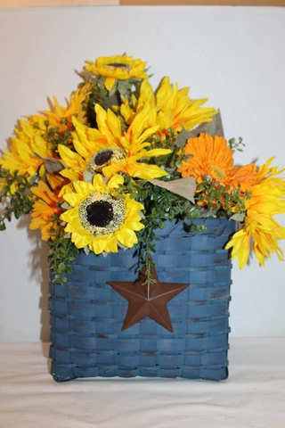 BLUE HANGING BASKET, STAR, SUNFLOWERS, FARM HOUSE DECOR Cover