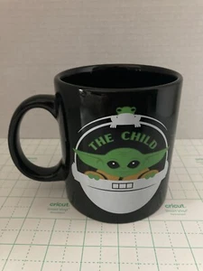 STAR WARS BABY YODA COFFEE MUG Cup 14 OZ THE MANDALORIAN THE CHILD Disney Grogu - Picture 1 of 4