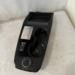 2021 CHARGEUR SANS FIL NISSAN ROGUE CONSOLE CENTRALE TÉLÉPHONE PAD DE CHARGE RAPIDE - Photo 1 sur 10