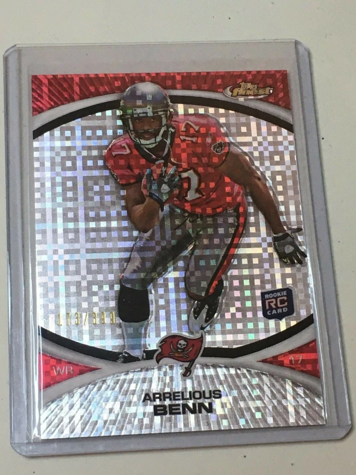 F39806 2010 Topps Finest Refractor /399 Arrelious Benn Buccaneers RC - Image 1 of 1