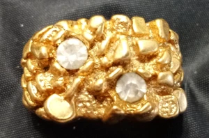 Piedra de color dorado/color blanco vintage = tipo anillo tamaños 8 u 8 1/2 o 9 - Imagen 1 de 2