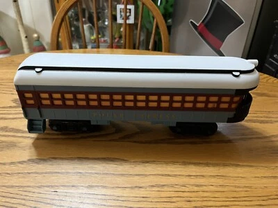 Lionel Polar Express “Ready to Play” Observation Passenger Car Excellent LOOK!! - Image 1 of 4