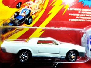 Johnny Lightning White Lightning The Challengers Limited Lincoln G3 - Picture 1 of 3
