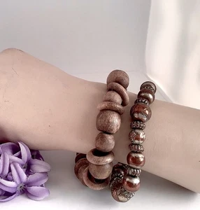 Lot 2 Vintage Bead Stretch Bracelets, Metal & Wood - Picture 1 of 3