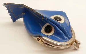 Monedero de colección Goofy Lookin pez azul con ojos grandes rojo imitación cuero broches de presión cierre - Imagen 1 de 4