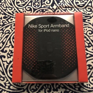 Nike Armband Ipod Nano Black Red-Jogging Hiking Running Walking E - Picture 1 of 2
