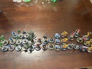 Heroclix Lot of 34 Minifigurines - Picture 1 of 9