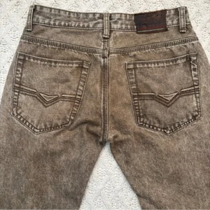 Roberto Cavalli Brown Straight Jeans with Vintage Appeal - Foto 1 di 16