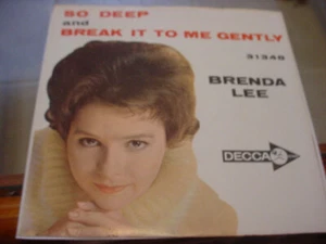 BRENDA LEE break it to me gently, nm 45 with picture sleeve, DECCA 1962 - Imagen 1 de 2