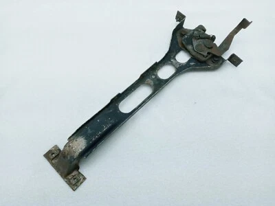 OEM Mopar A Body 1967 1968 Dodge Dart Hood Latch & Support Bracket Foto 1 de 4