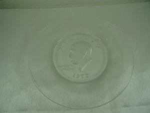 Vintage 3D President Eisenhower Liberty 1972 Clear Glass Collector Plate 8" #464 - Picture 1 of 14