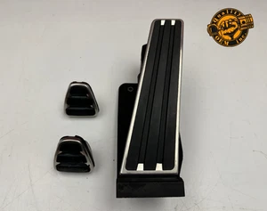 2005-2012 PORSCHE CAYMAN BOXSTER 911 MANUAL TRANS ACCELERATION GAS PEDAL W/ PADS - Picture 1 of 7